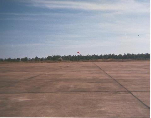 Flight line - left.jpg